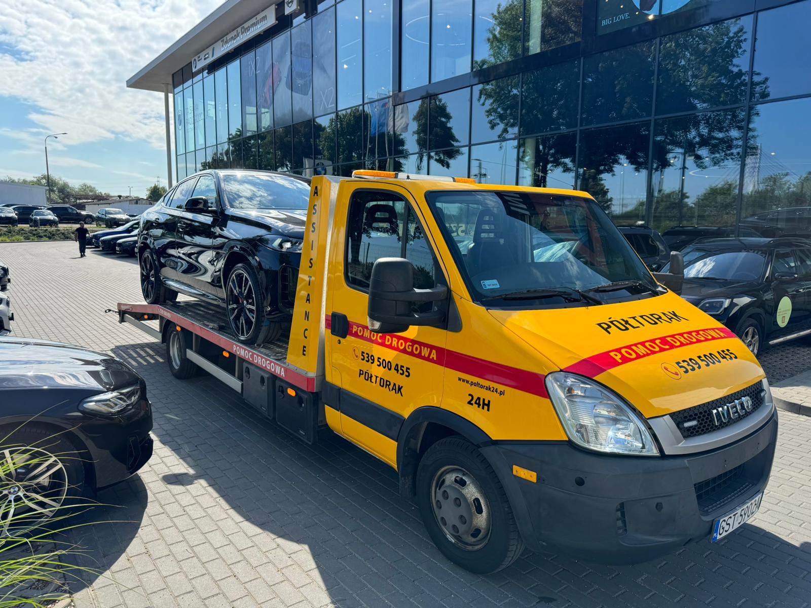 WhatsApp Image 2024-11-29 at 11.30.27